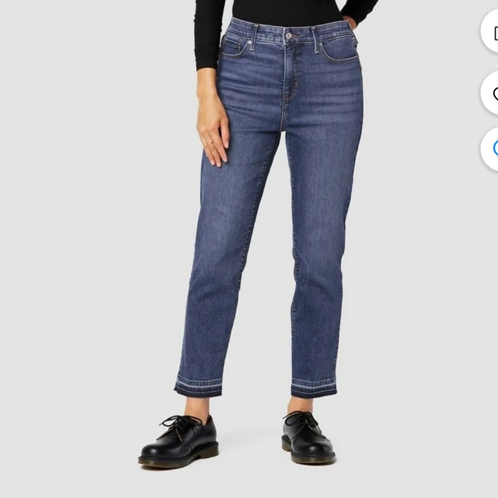 Levi’s Denizen high rise ankle straight jeans. Size 2
